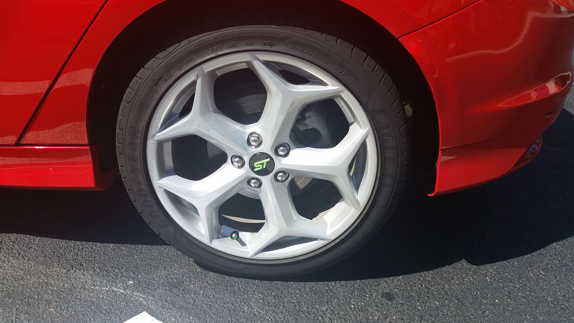 Custom Focus ST center caps Ford Focus ST Forum